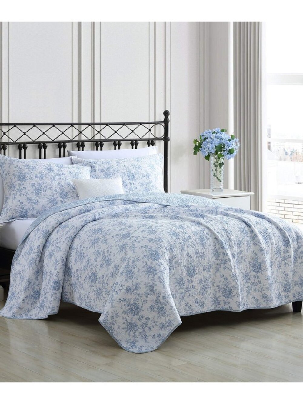 Queen Quilt Set with Shams, Cotton, Reversible